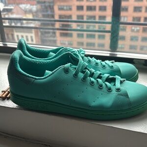 adidas Sneakers in Teal Green